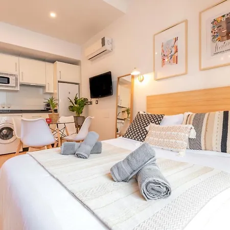 Apartamento Romantic In The Center By Rems Málaga